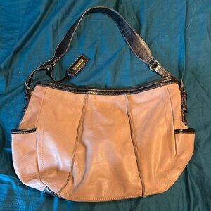 Tignanello buckskin hobo purse in excellent condition.